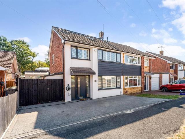 House for sale in Spring Vale, Hampshire