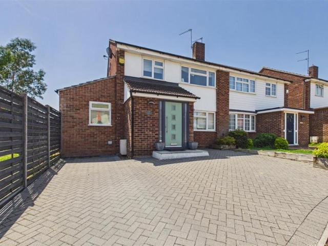 House for sale in Greater London