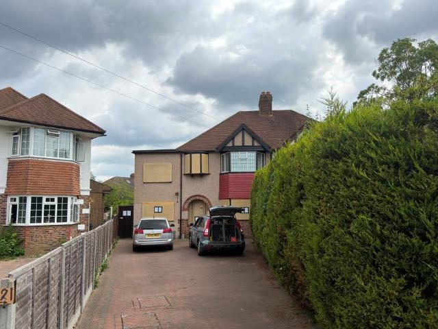 House for sale in Old Malden, Greater London