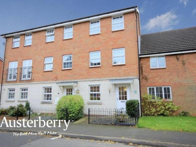 House for sale in Newstead, Longton