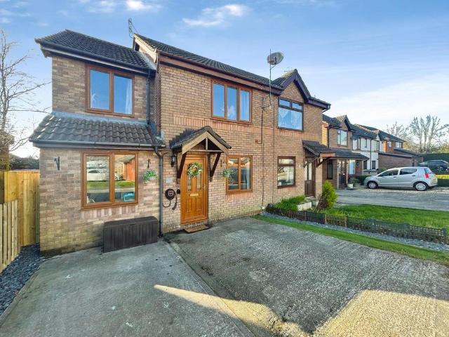 House for sale in Pyle, Wales