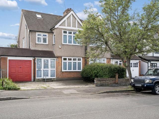 House for sale in Lane, Greater London