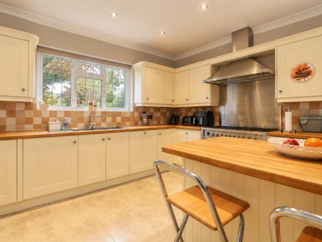 Farm for sale in London Borough of Bromley, Greater London