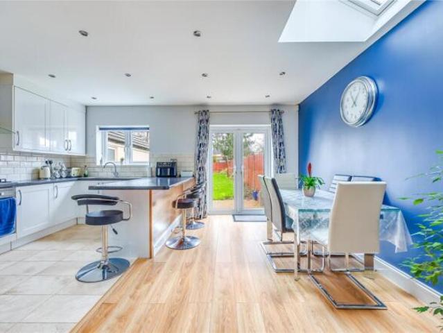 Farm for sale in Woodside Estate, Houghton Regis