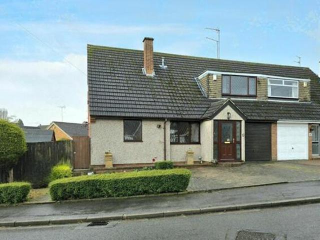 House for sale in Northampton, Northamptonshire