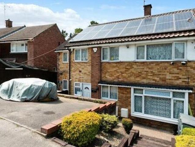 House for sale in Cargate, Rushmoor
