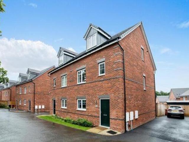 House for sale in Kedleston, East Midlands