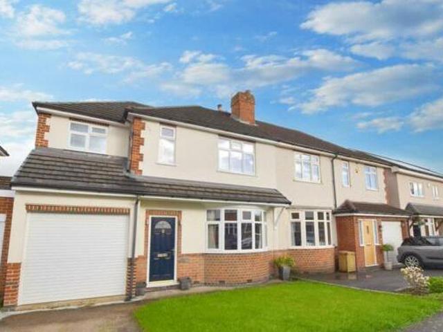 House for sale in East Midlands