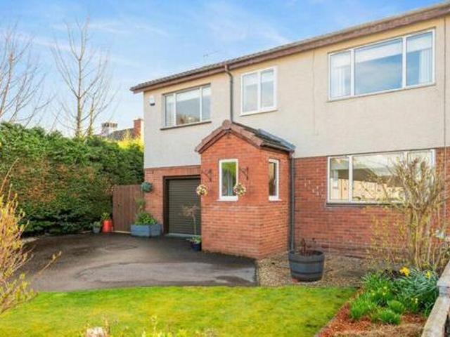 House for sale in Alloa, Scotland