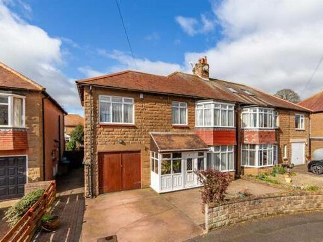 House for sale in Alnwick, Northumberland