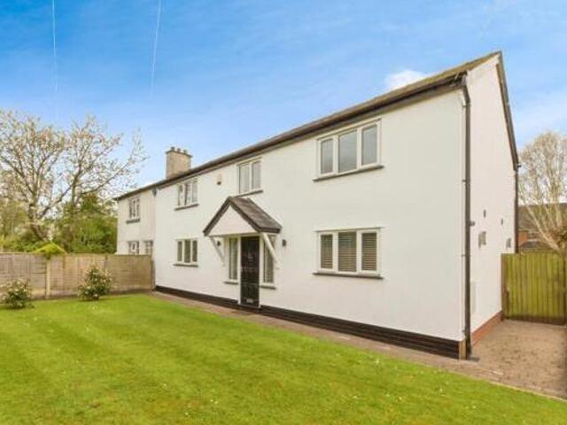 House for sale in Trafford Park, Greater Manchester