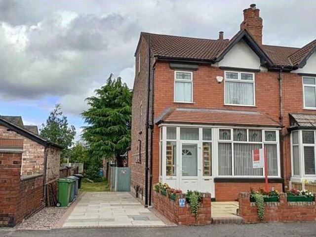 House for sale in Altrincham, Trafford