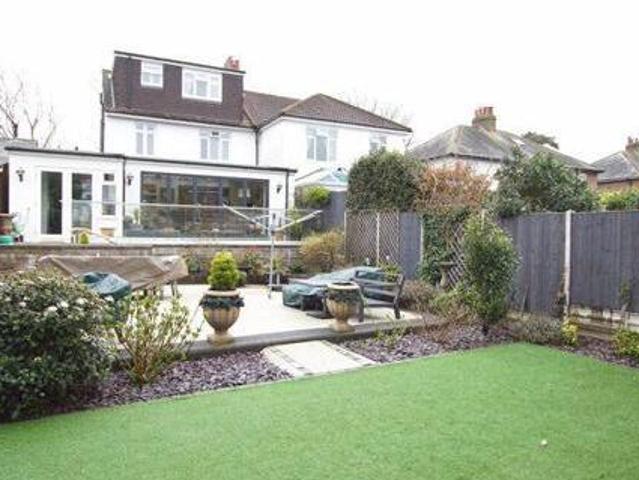 House for sale in Middlecroft, Hampshire