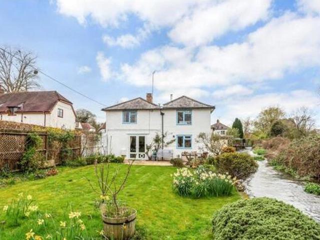 House for sale in Barton Stacey, Hampshire