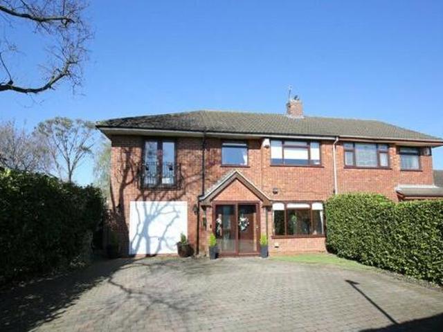 House for sale in Camp Hill, Warwickshire