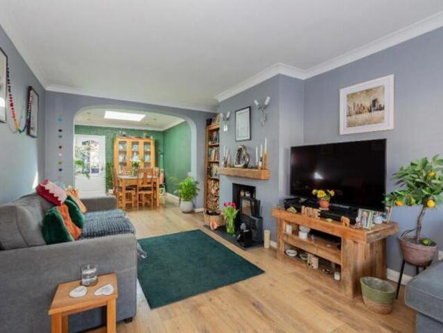 Farm for sale in Cippenham, Slough
