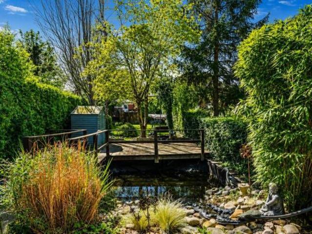 Farm for sale in Onslow Village, Guildford
