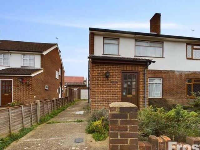 House for sale in London Borough of Hounslow, Feltham