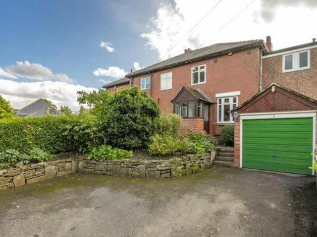 House for sale in Batley, West Yorkshire