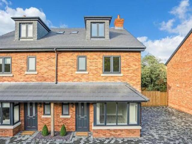 House for sale in Holtspur, Beaconsfield