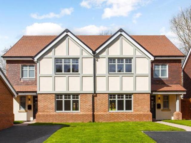 House for sale in Wilton Park, Beaconsfield