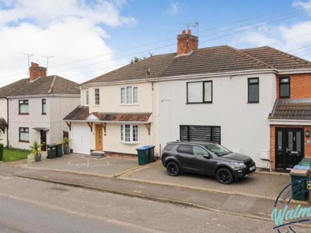House for sale in Clifford Park, West Midlands