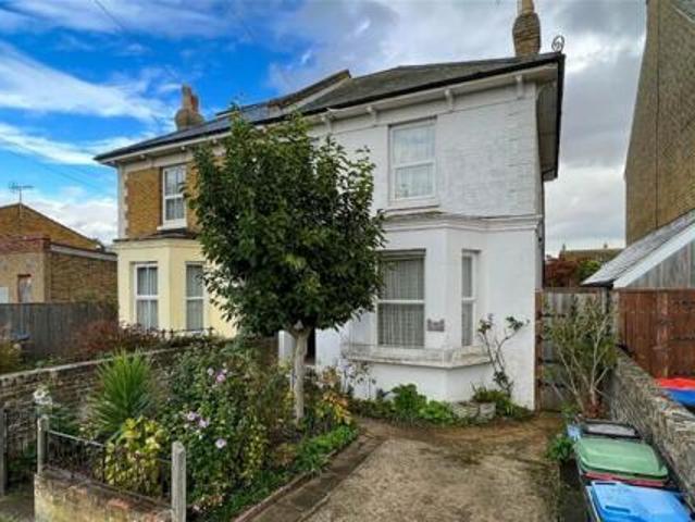 House for sale in Birchington, Acol