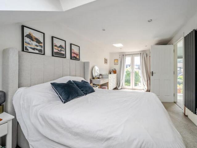 Farm for sale in Beckenham, Greater London