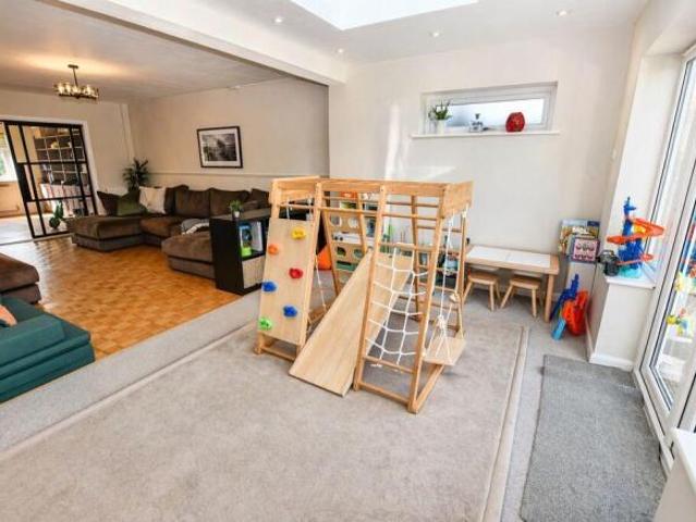 Farm for sale in Bearsted, Maidstone