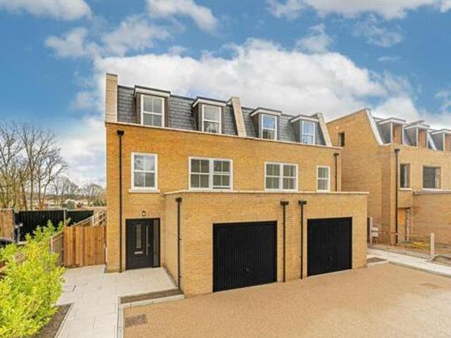 House for sale in Bracknell