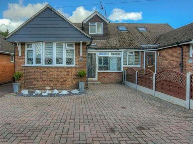 House for sale in Navestock Side, Essex