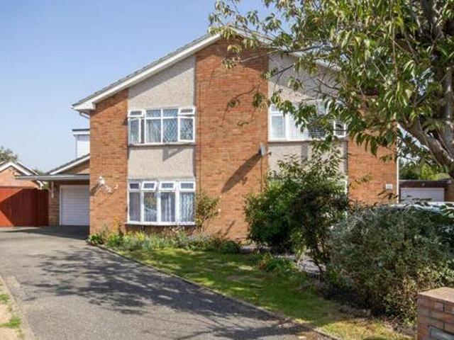House for sale in Navestock Side, Essex