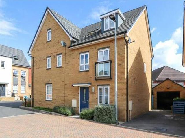 House for sale in Feckenham, City Of Bristol