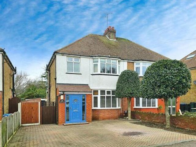 House for sale in Dumpton, Acol
