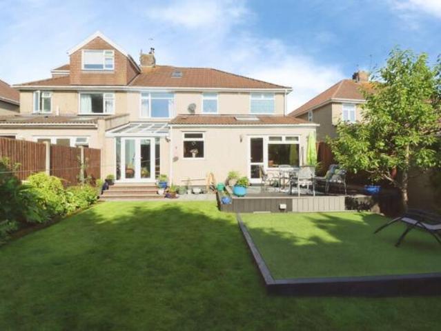 Farm for sale in Horfield, Feckenham