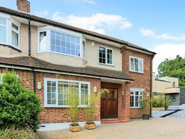 House for sale in Broxbourne, Hertfordshire