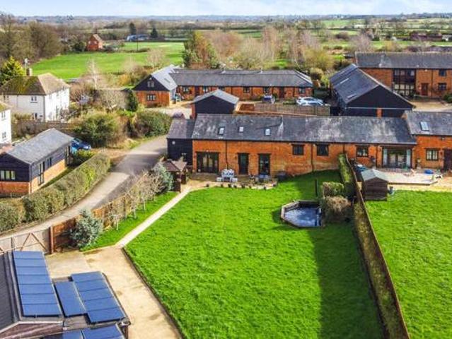 House for sale in Buckingham, Buckinghamshire