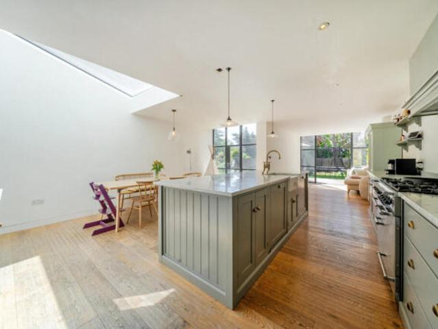 Farm for sale in Streatham, Greater London