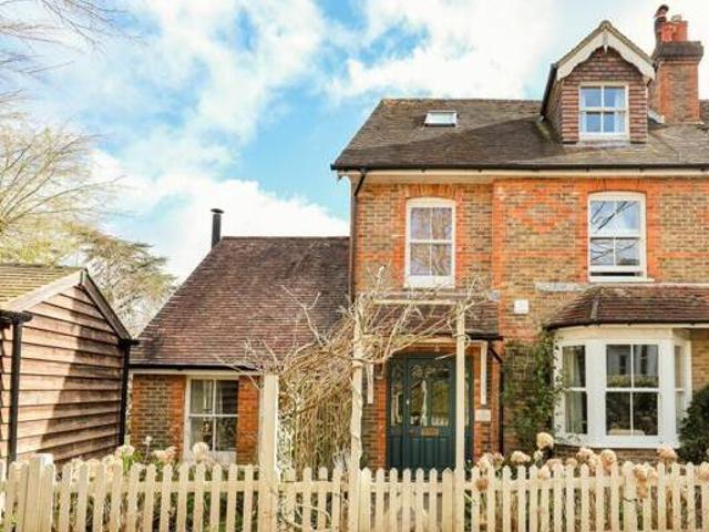 House for sale in World's End, Perryfields