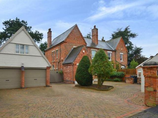 House for sale in City of London, Greater London