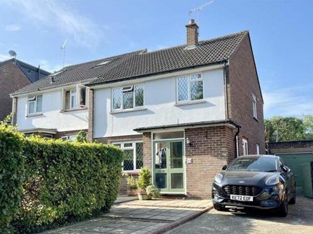 House for sale in Bushey