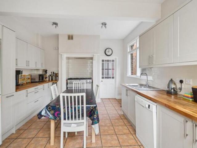 Farm for sale in Bushey