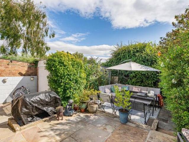 Farm for sale in Swindon