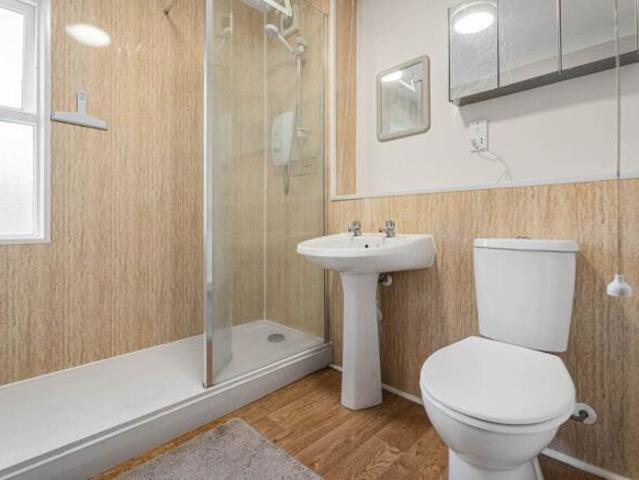 Farm for sale in Robin Hood, The Slade
