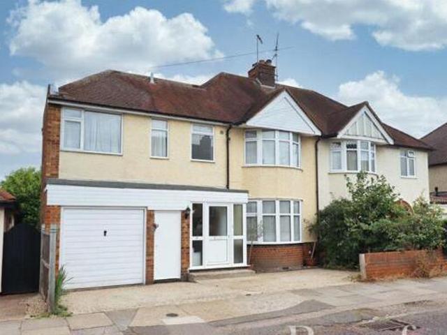 House for sale in Moulsham, Chelmsford