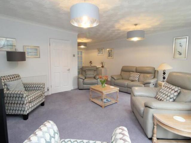 Farm for sale in West Cliff, Bournemouth