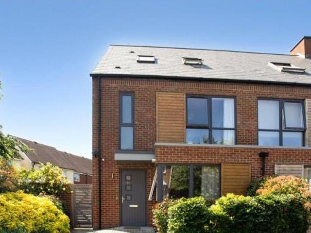 House for sale in Donnington, Littlecote