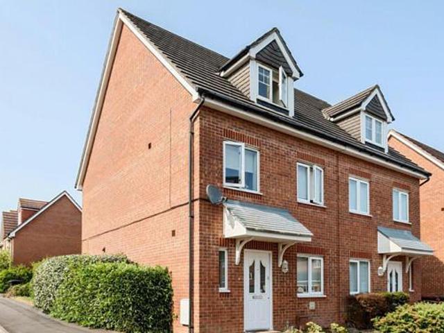 House for sale in Chichester, Littlecote