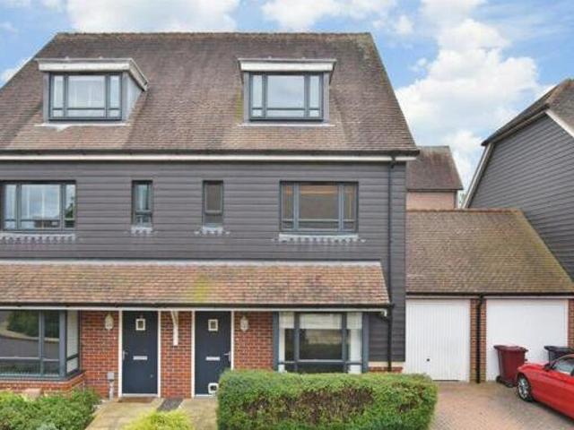 House for sale in Maudlin, Chichester