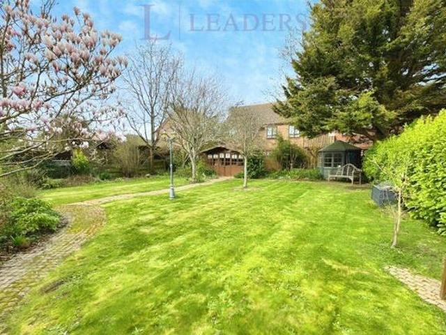 House for sale in Dale Hill, Essex